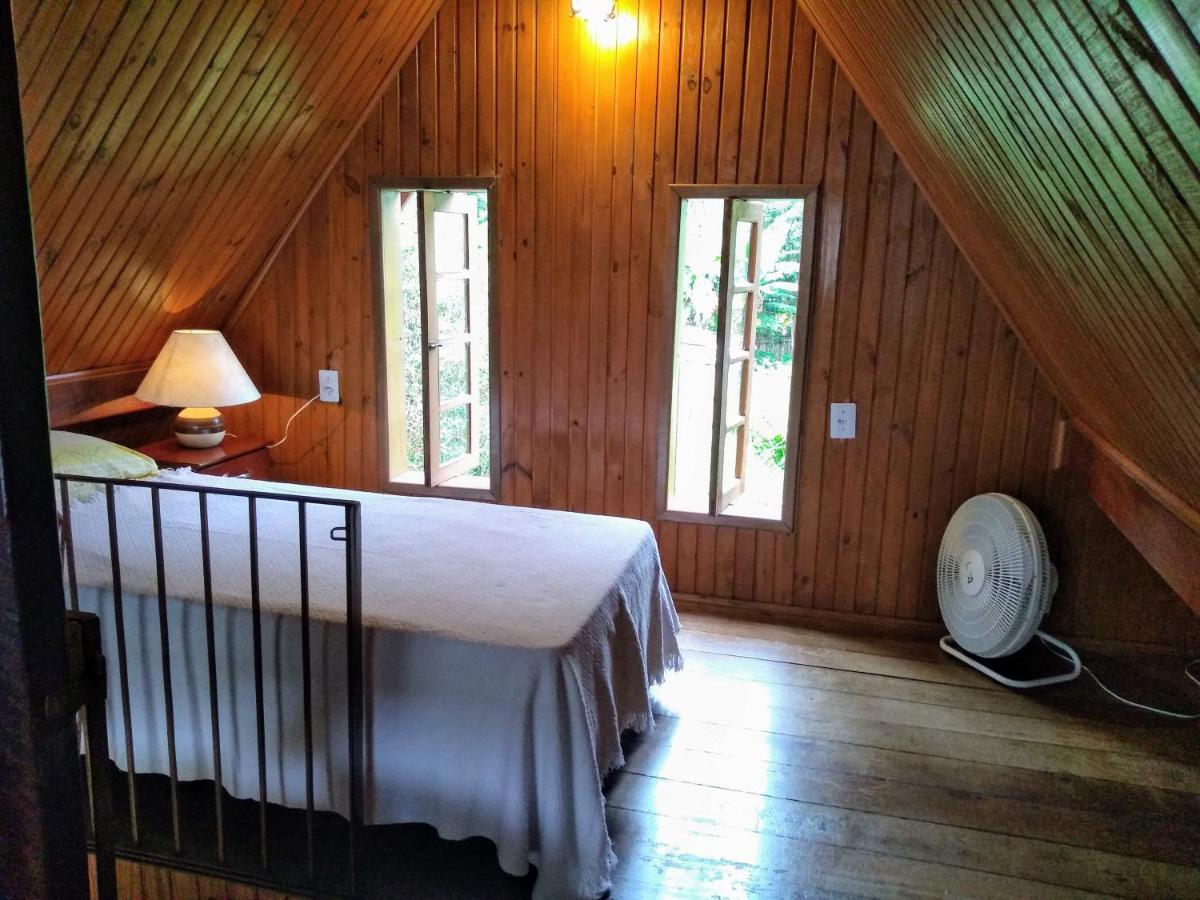 Chalet Confortavel Na Cidade Das Estrelas Santa Maria Madalena Εξωτερικό φωτογραφία